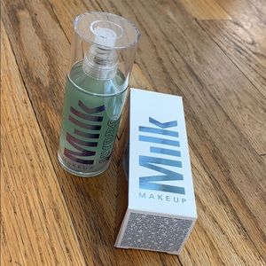 Milk makeup HYDRO grip face primer